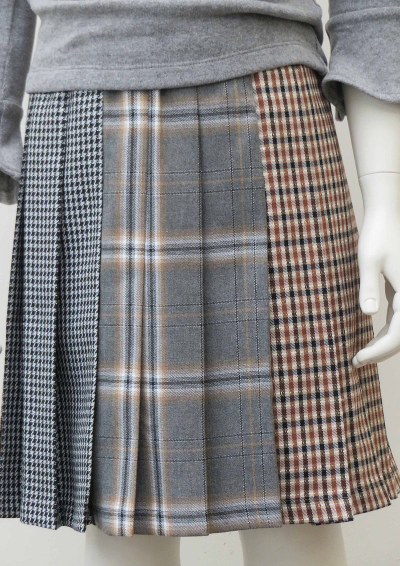 Multi-check pleated skirt